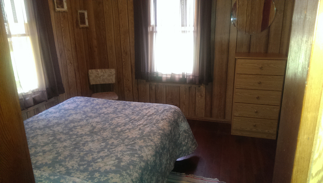 Cabin 1 - Bedroom 1